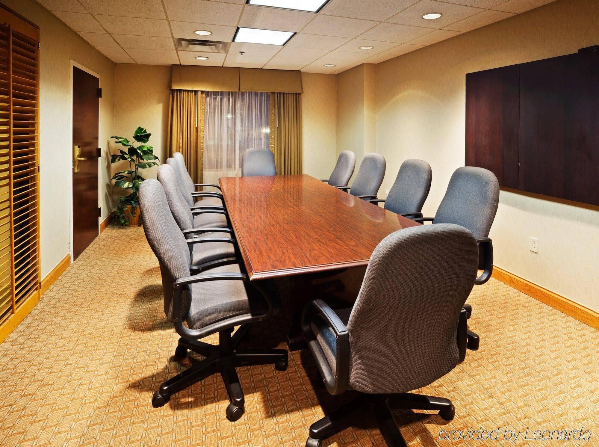 Murfreesboro Central Hotel Bagian luar foto